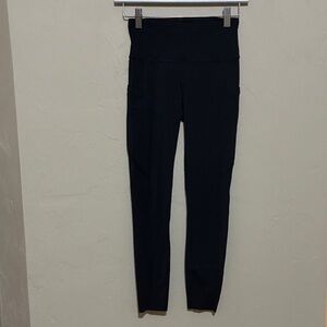 lululemon Black HR Fast & Free Leggings. 19” Sz 4. Excellent Condition!